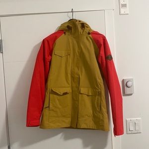 New without tags snowboarder’s coat